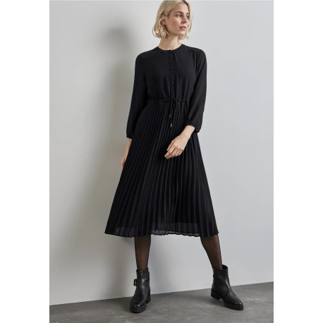 Robe plissée noire STREET ONE