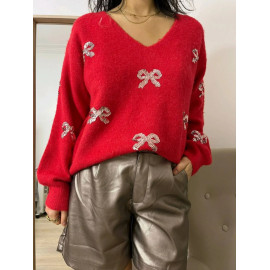 Pull rouge avec noeud