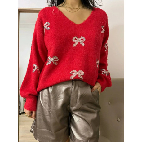 Pull rouge avec noeud